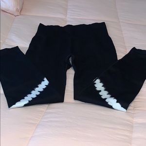 VS Pink leggings